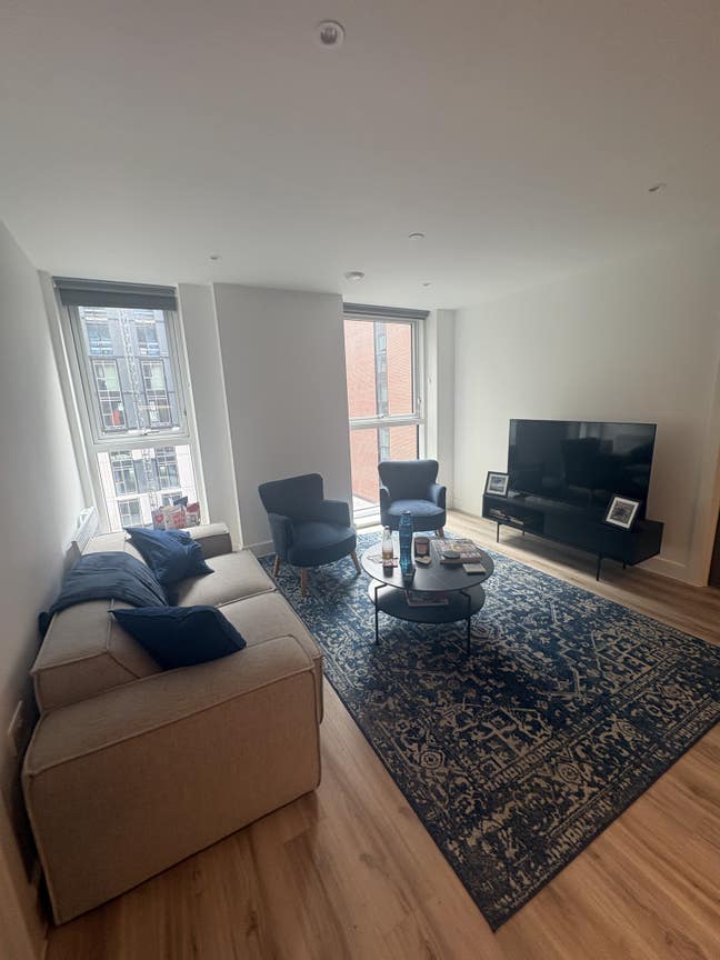 Double room available in Leeds city centre Main Photo