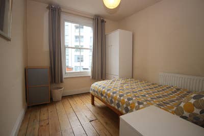 Double in Fabulous Victorian Terrace Main Photo