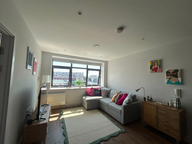 Double en-suite room along  New Islington Marina Main Photo