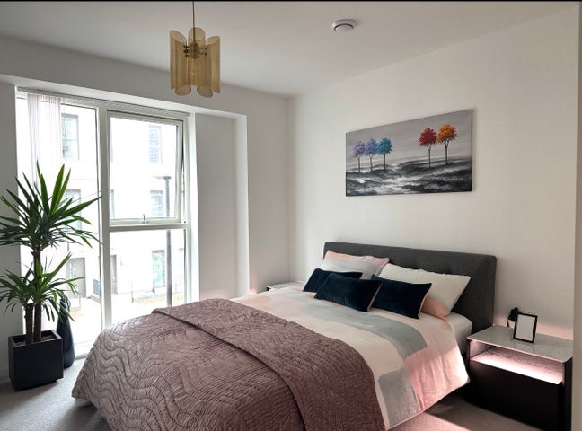 Modern Double Room for Rent – Canning Town, E16 Main Photo