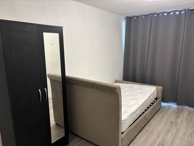 It’s a new refurbished apartment  Main Photo