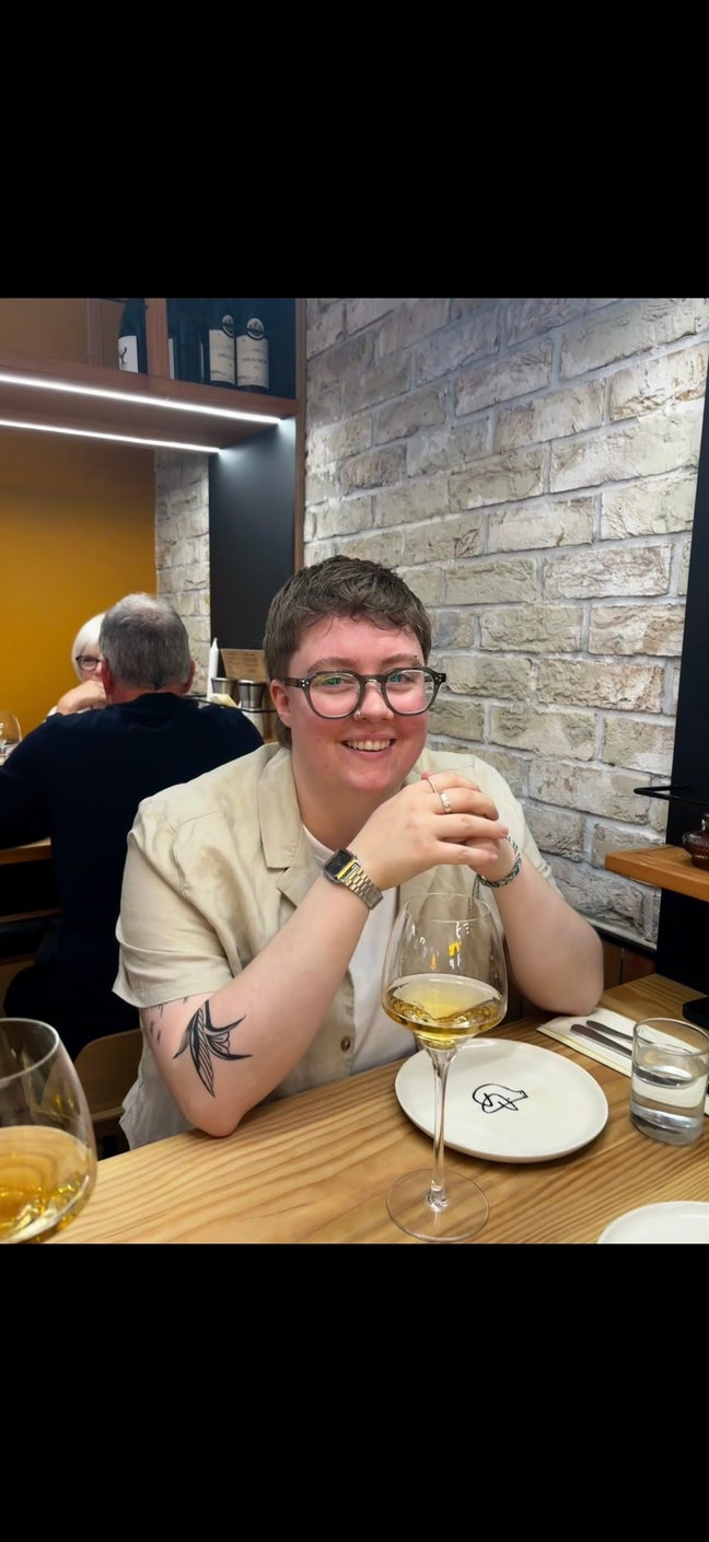 26F professional looking for a nice place! Main Photo