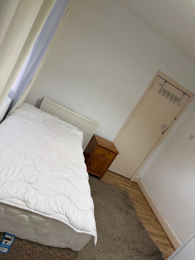 Single bedroom  Main Photo