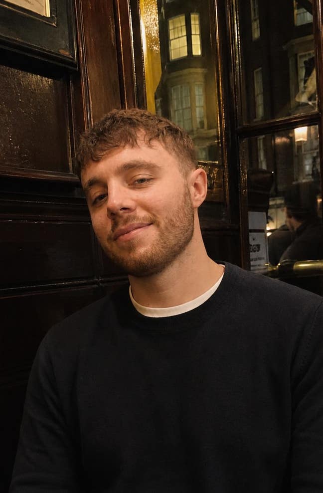 25, Looking to buddy up Main Photo