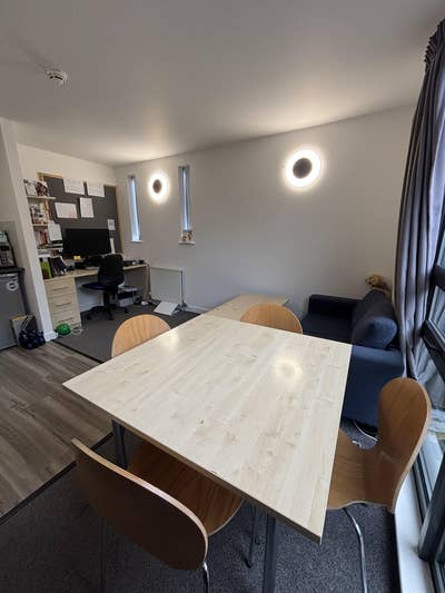 One-bed self-contained flat takeover Main Photo