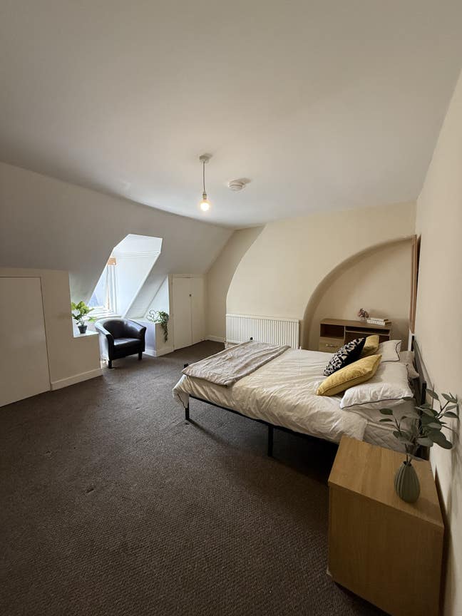 Double Room ** City Centre** Main Photo