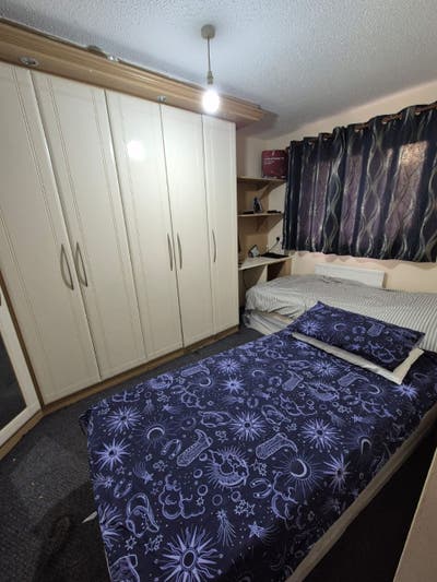 Bedspace available in a double room Main Photo