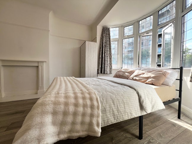  Double Room in Manor House  Main Photo