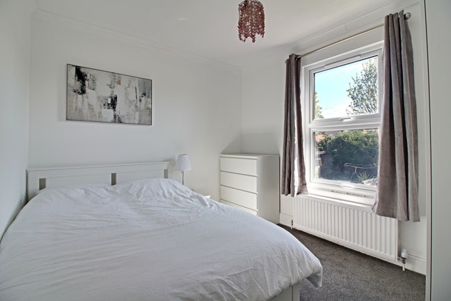 A Well Presented Double Room in St Albans Main Photo