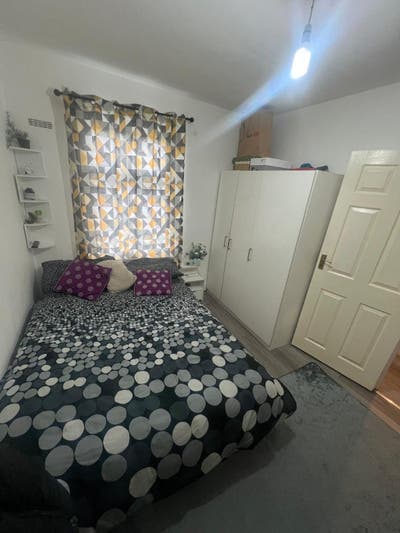 3-min to Tottenham Hale Station | One-Bed Flat!! Main Photo