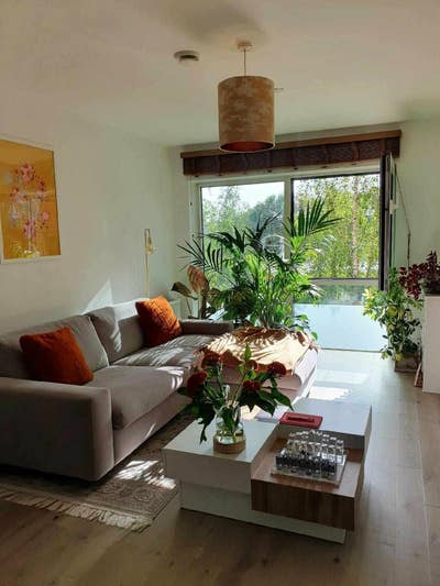 1 spacious bedroom luxury riverside estate Main Photo