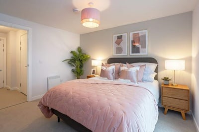  Flexible Room Available – (2 Months) or long term Main Photo