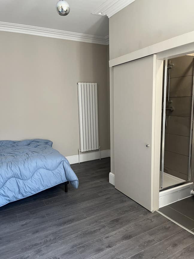 Beautiful apartments - Ensuite - Kitchen  Main Photo