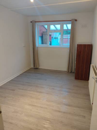 Bright Double Room – 1 Minute from Anerley Station Main Photo