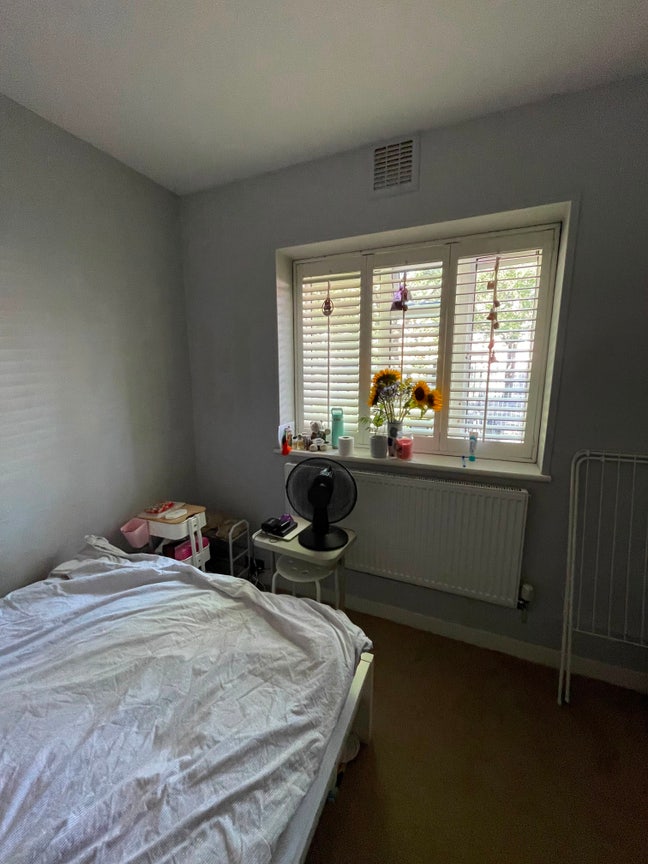 Bright Double Room Available -Ladbroke Grove! Main Photo