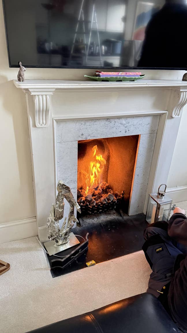 Large Room to Rent near Earl’s Court – &pound;1,600 per  Main Photo