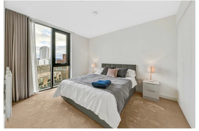 Royal Wharf Double Room | 3 Aug – 15 Sep Main Photo