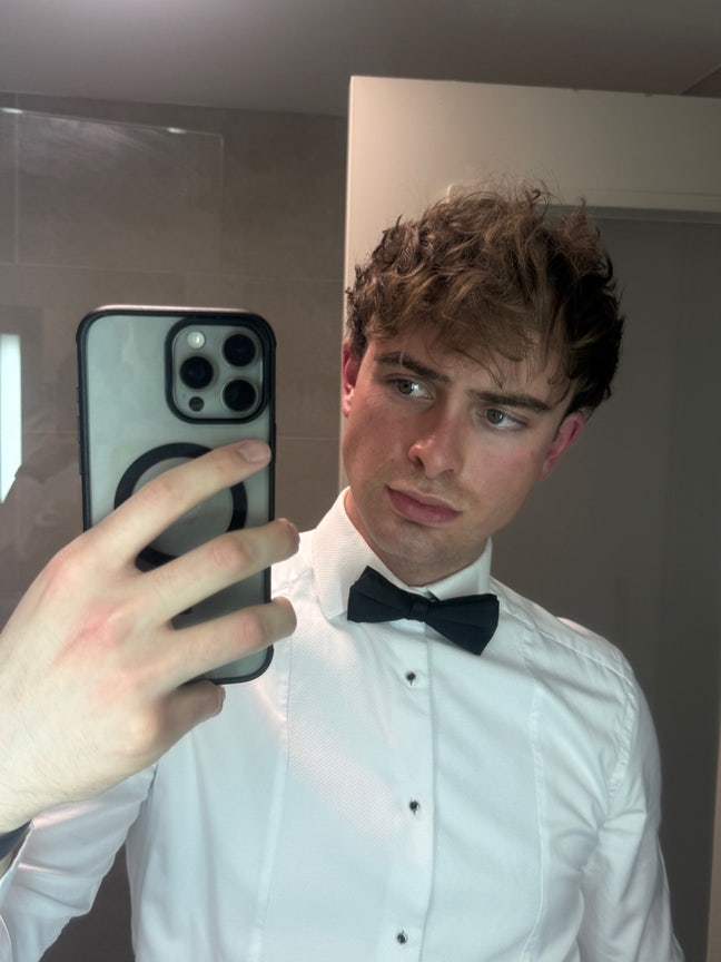 Management Consultant looking for a flat/group Main Photo