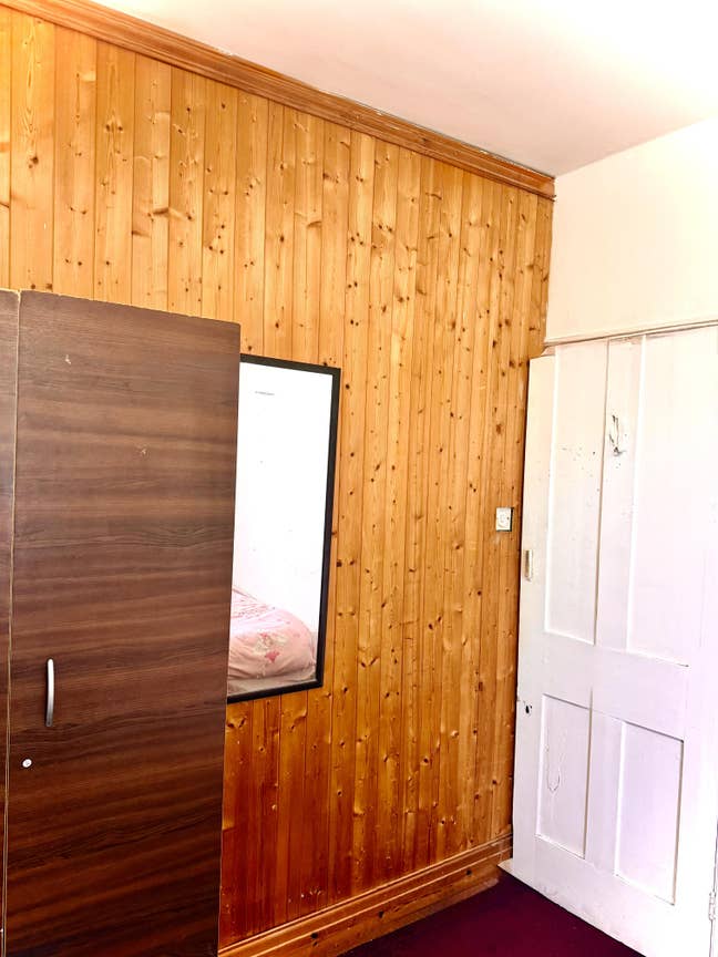 Friendly Pleasant & Welcoming Room  Main Photo