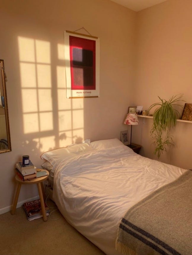 Bright double room in friendly Shepherds Bush flat Main Photo