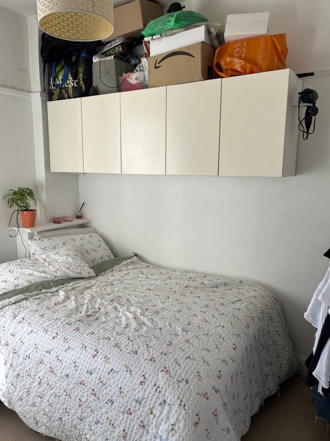 Lovely double room available in Pitshanger  Main Photo