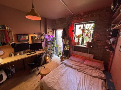 Sublet in creative warehouse  Main Photo