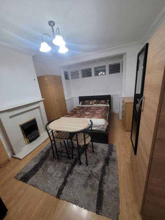 Comfort Double Room Available  Main Photo