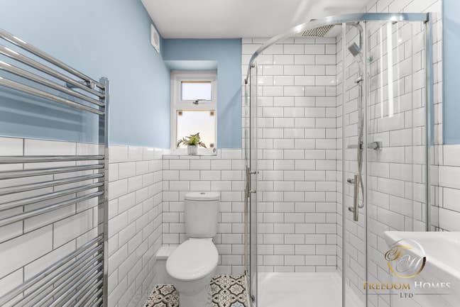 Incredible Studio Available in PE1 - Sycamore Ave Main Photo
