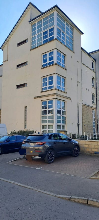 Serviced Apartment Available All Bills Included  Main Photo