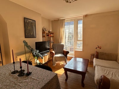 Lovely 3 Bedroom Lease Transfer in Prime Location Main Photo