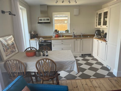 Beautiful Garden View Double Room – Mon - Fri. Main Photo
