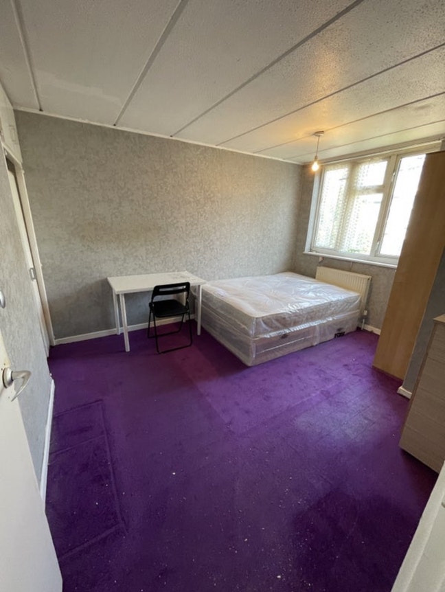 Bright Double Room Ready To Move In **N15** Main Photo