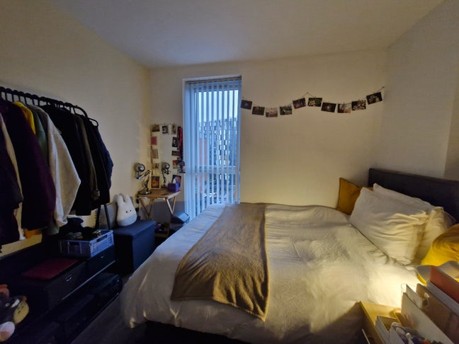 Bright, cosy flat near Manchester City Centre Main Photo