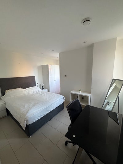 Furnished double room in SE17  Main Photo
