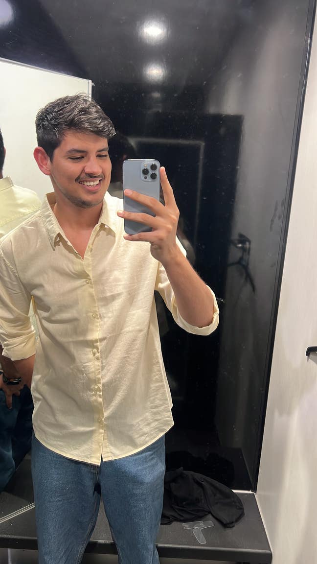 Professional Male seeks a single or double room Main Photo