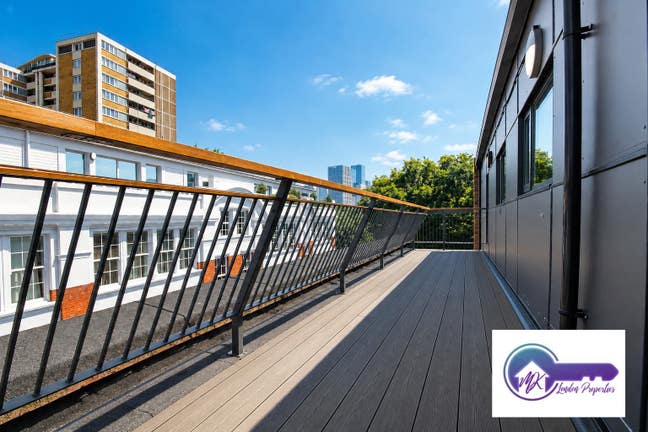 2 Bed Flat in Old Street/ Farringdon EC1 Main Photo