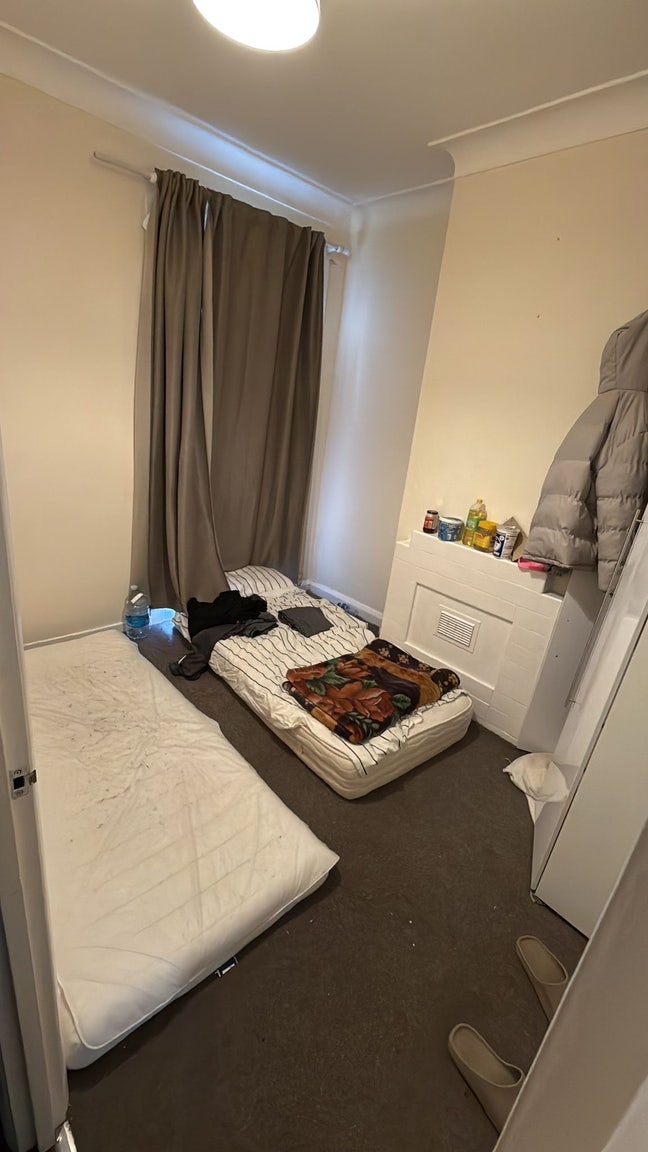 1 Bed space available  Main Photo