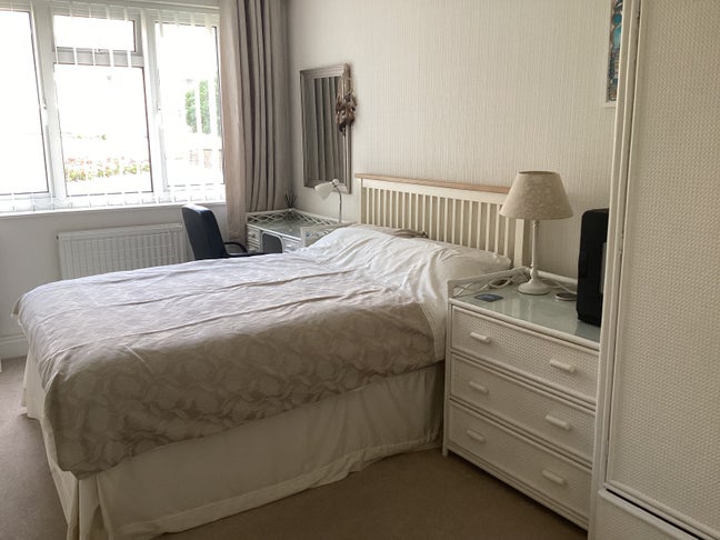 Comfortable room for rent Main Photo