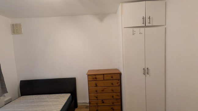 Double room - SE17  Main Photo