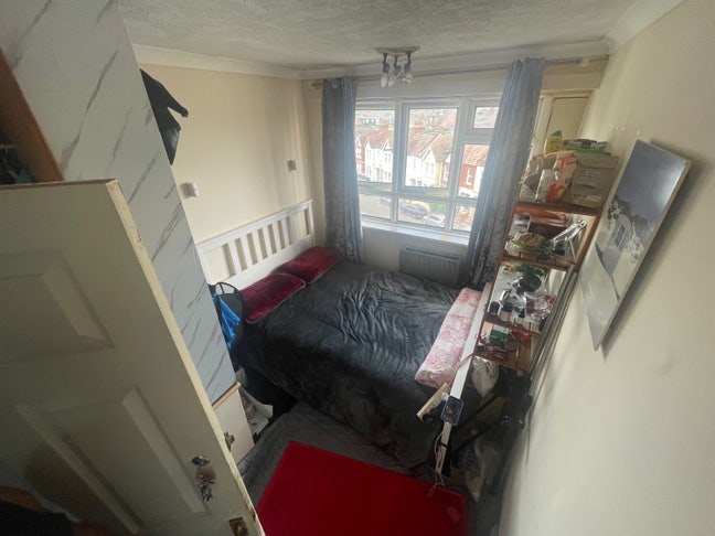Double bed room for rent &pound;500 Main Photo