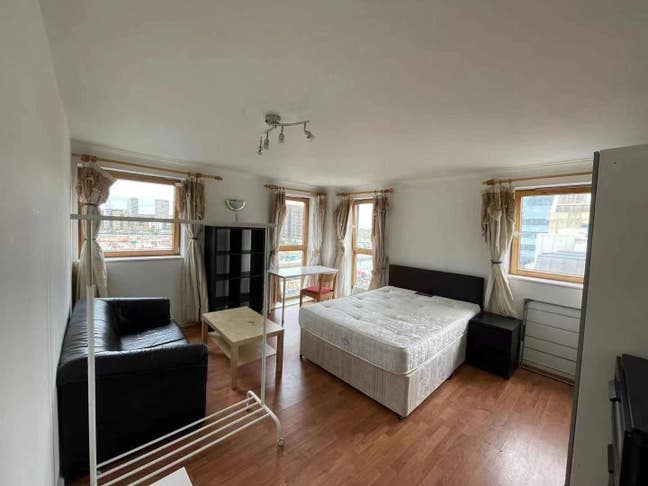 Fantastic view double room In Canary Wharf Main Photo