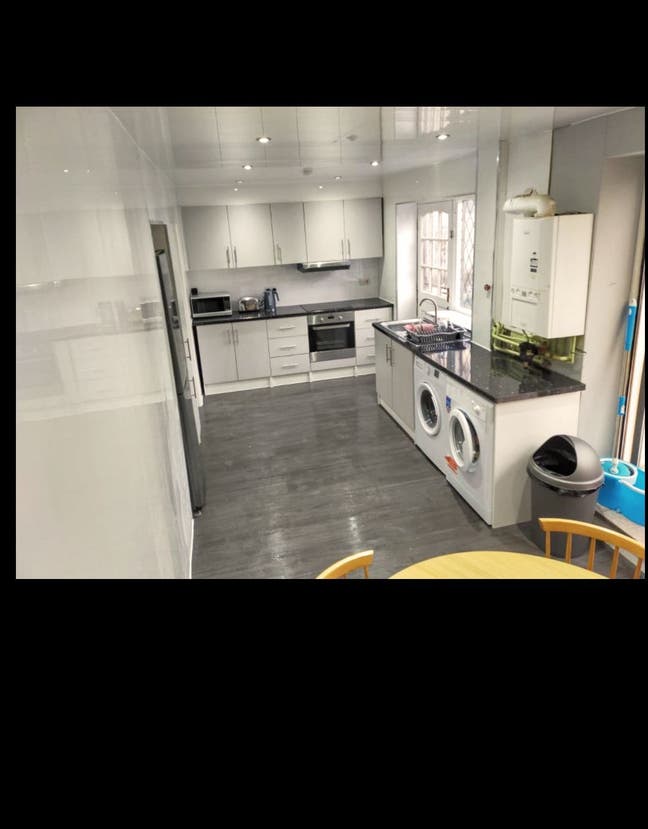Spacious one bedroom available for rent  Main Photo