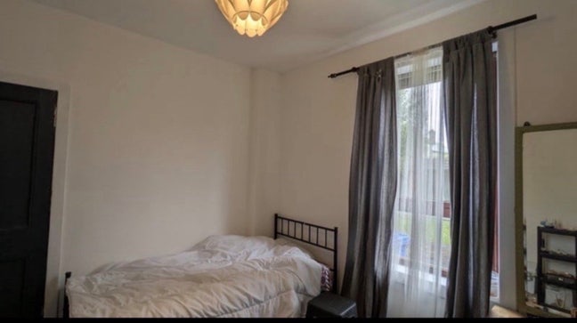 Fully furnished spacious double bedroom  Main Photo
