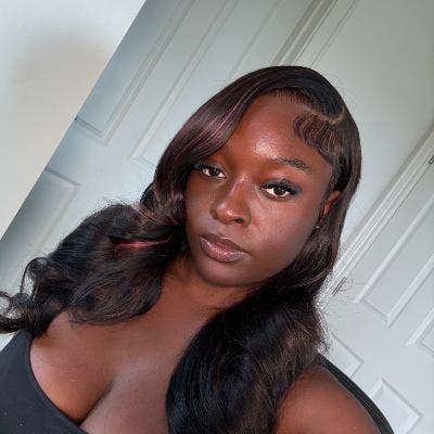 Student Female seeks a single or double room  Main Photo