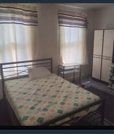 Room In Manor Park E12 Main Photo