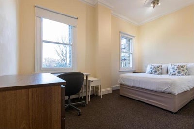 Room in 3 bed Maida Vale flat Main Photo