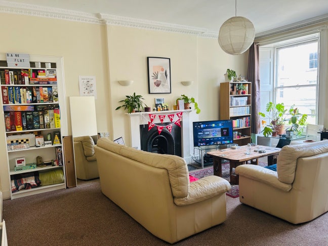 Fringe Accom - Sunny Single Room in Shared Flat Main Photo