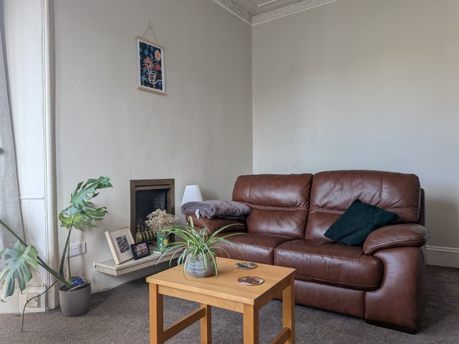 Room available in Shawlands flatshare Main Photo