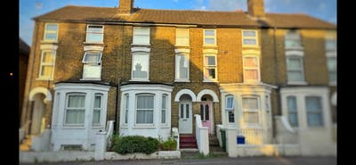 Very large double room, near Sittingbourne station Main Photo