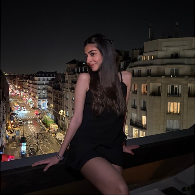 Looking for a room in zone 1 or 2!  Main Photo
